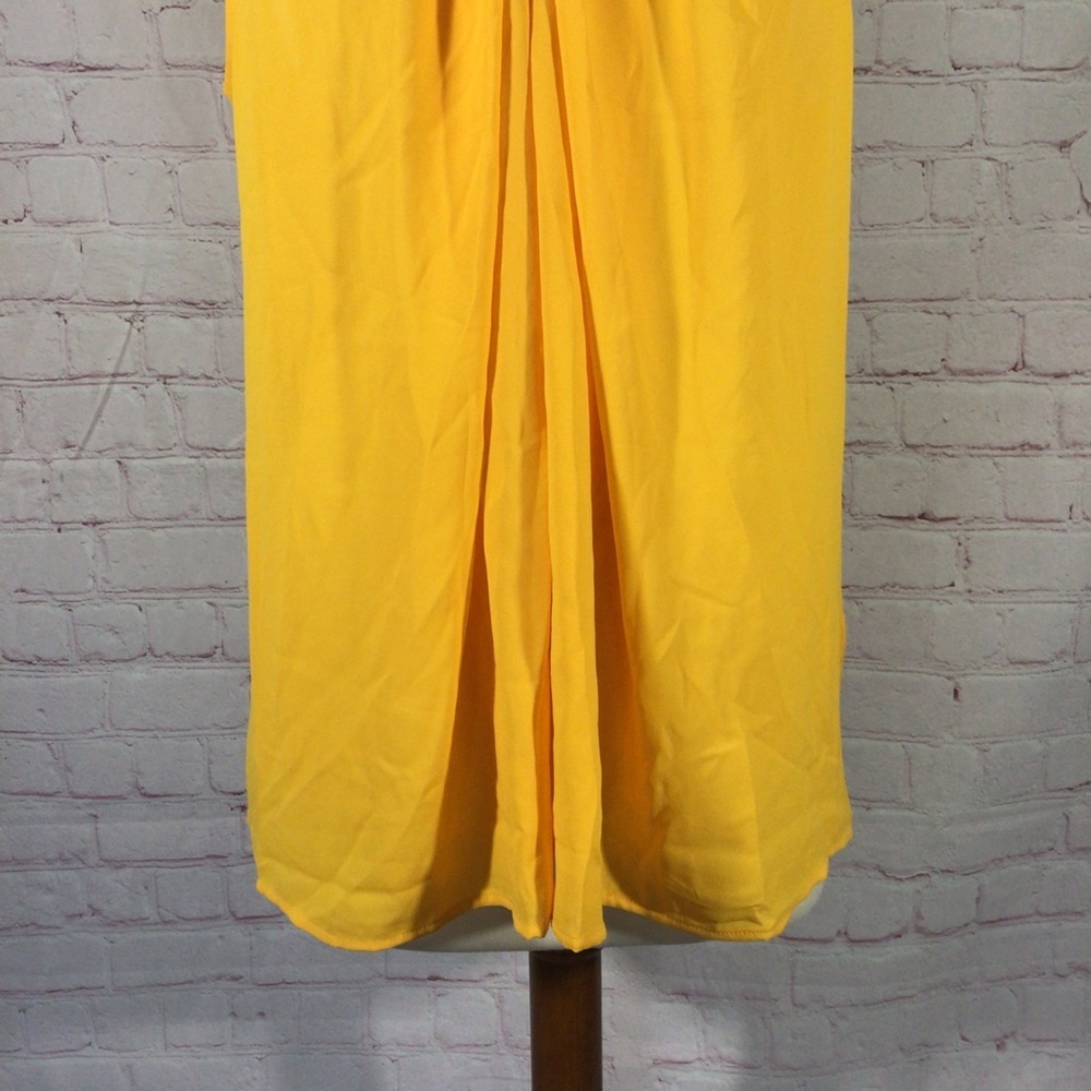 Ann Taylor Yellow Gold Pleated Halter Top - Size XL - Picture 3 of 8